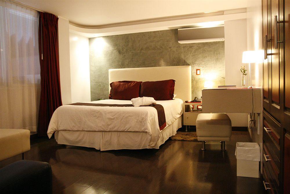 Nu House Boutique Hotel Quito Exterior photo